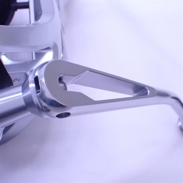 １８トーナメントサーフ３５ＱＤ